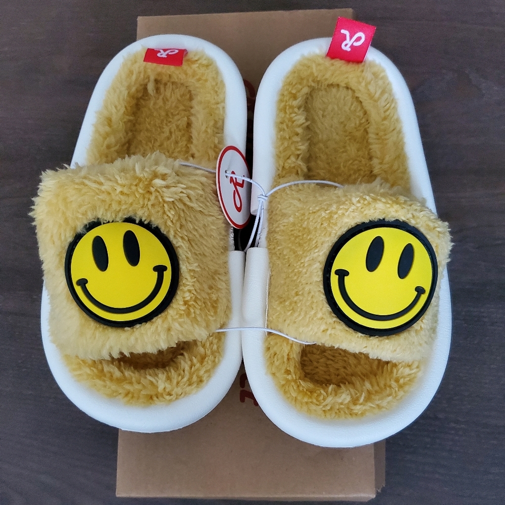 Fuzzy Slide Sandel